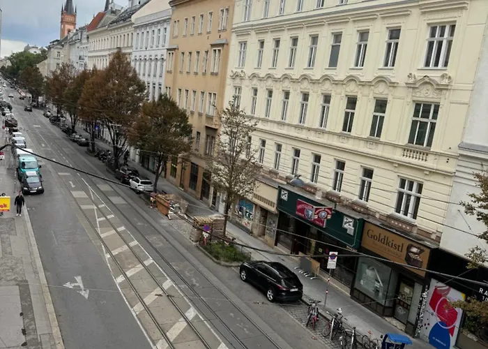 Gemuetliche Beim Parlament Apartman